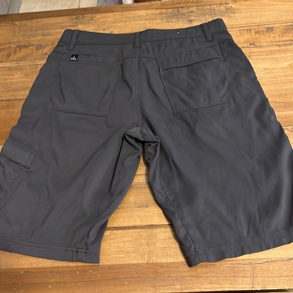 PRANA shorts - Picture 2 of 6